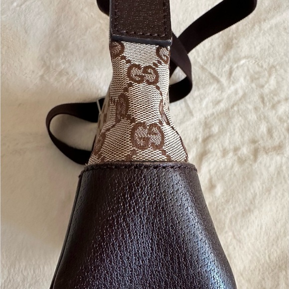 100% Authentic Gucci GG Monogram Canvas Crossbody Bag - Picture 6 of 16